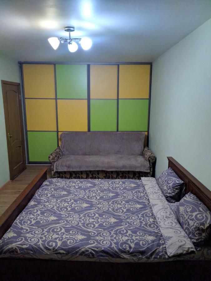 Уютная Квартира Рядом С Метpo Холодная Гора Charkiv Esterno foto